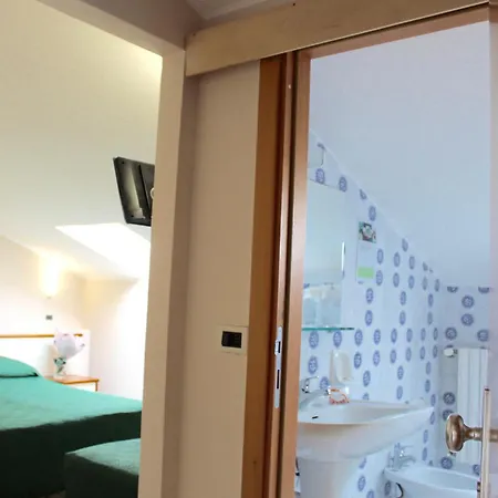 Hotel Blue Loft 3*