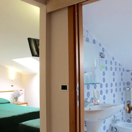 Hotel Blue Loft 3*
