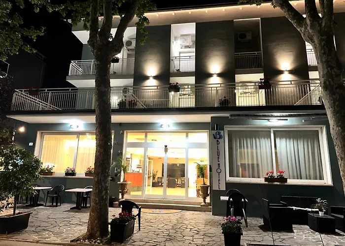 酒店 Blue Loft 3*